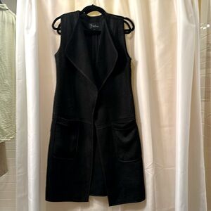 Wild horses long vest in a water bottle recycled fabric